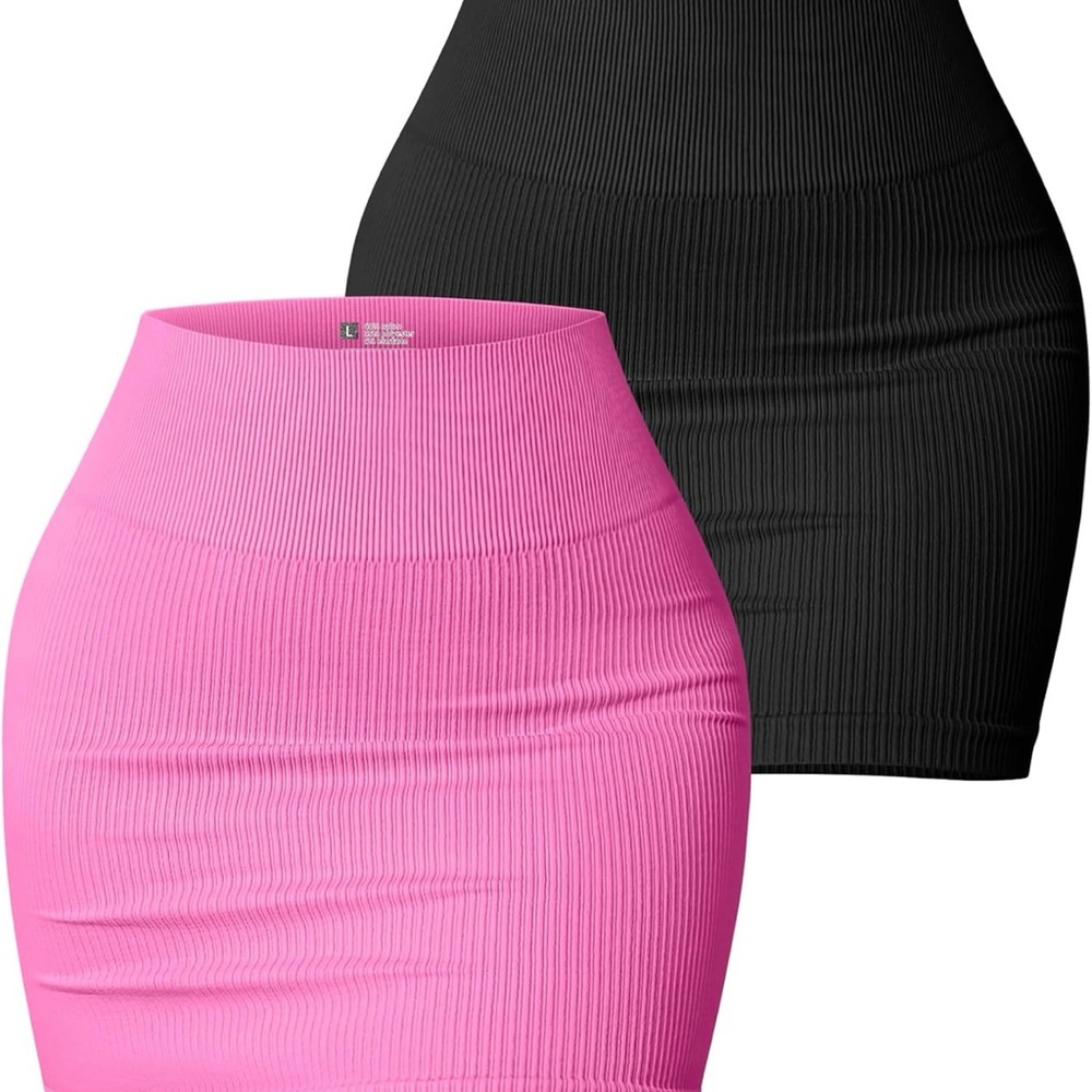 Stylish Pink and Black Ribbed Skirt Set
Size:L 2 units - Picture 1 of 3